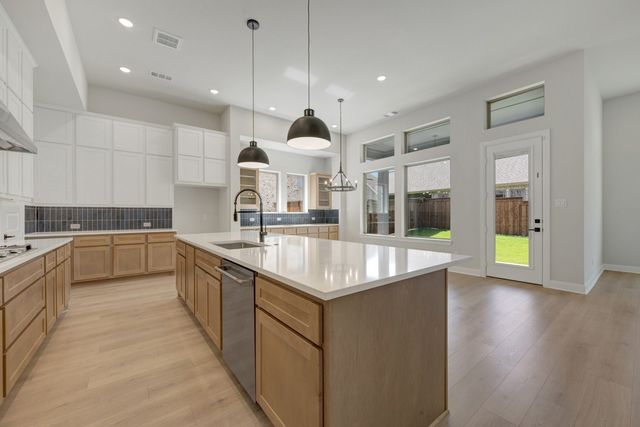 1933 Descent Lane, Rockwall, TX 75087
