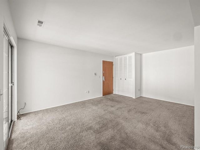490 Baldwin Avenue 5, Rochester, MI 48307