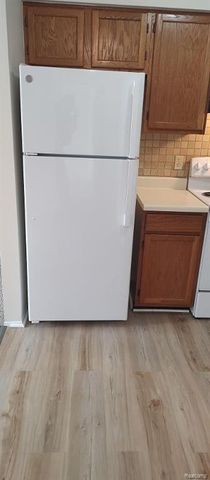 490 Baldwin Avenue 5, Rochester, MI 48307