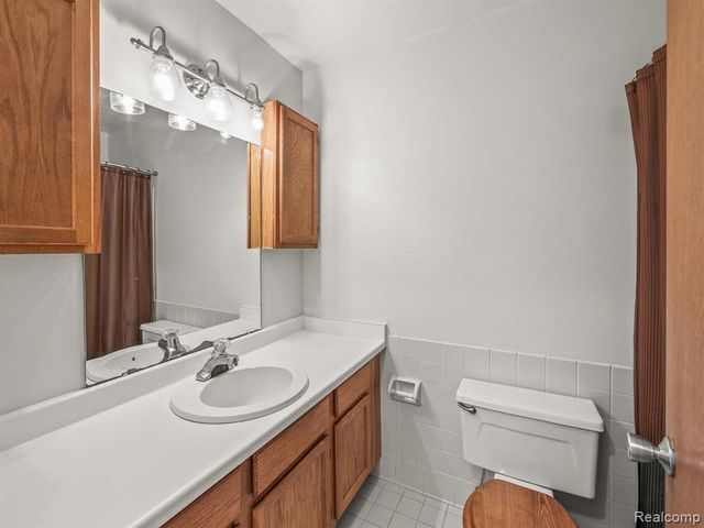 490 Baldwin Avenue 5, Rochester, MI 48307