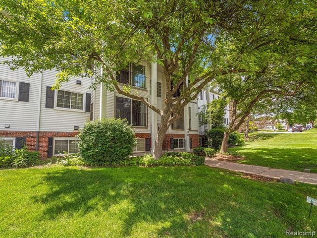 490 Baldwin Avenue 5, Rochester, MI 48307