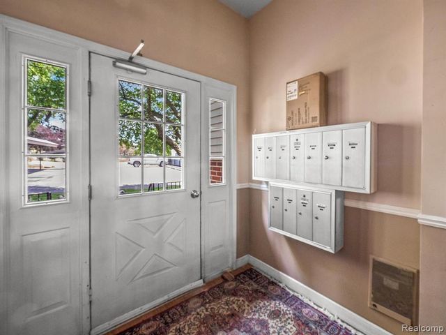 490 Baldwin Avenue 5, Rochester, MI 48307