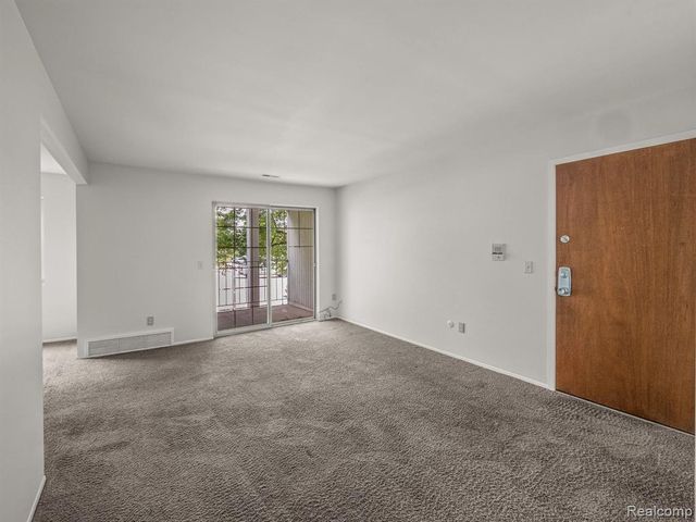 490 Baldwin Avenue 5, Rochester, MI 48307