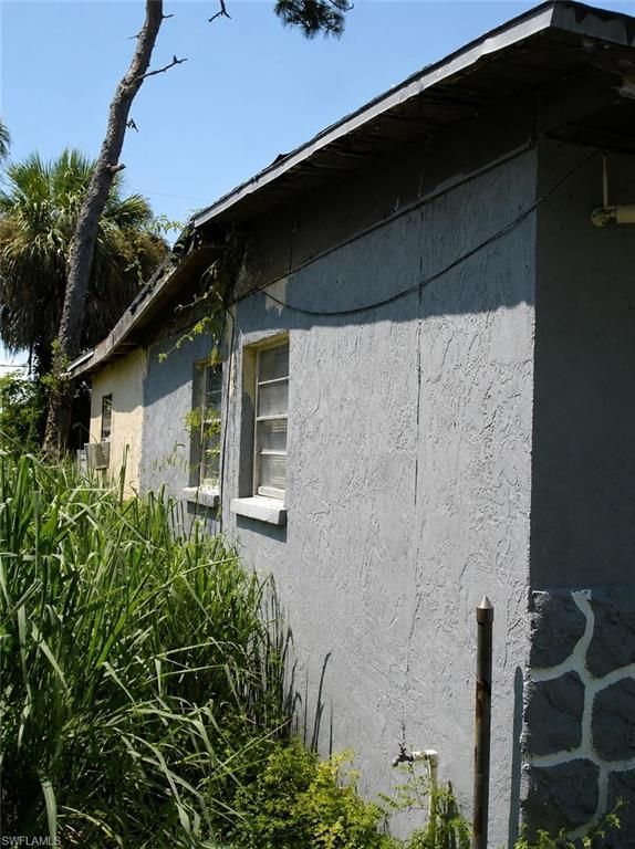 3170 2nd ST, FORT MYERS, FL 33916 — photo 3
