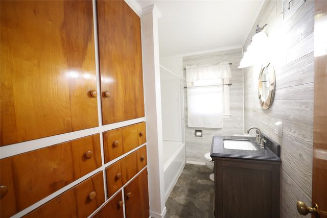 28 5th Avenue NW, Dayton, IA 50530