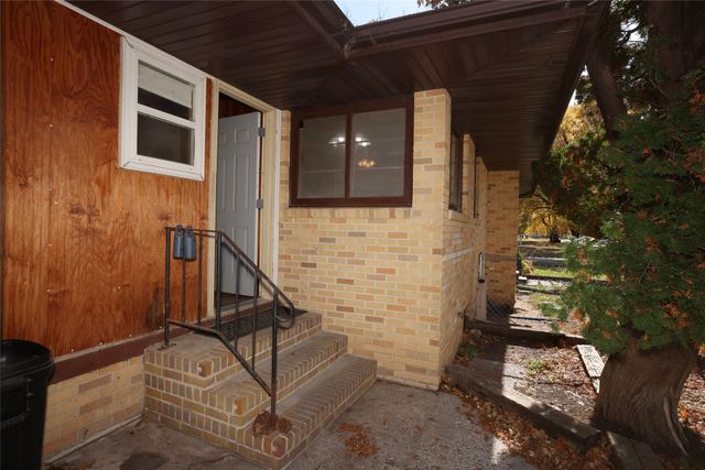 28 5th Avenue NW, Dayton, IA 50530