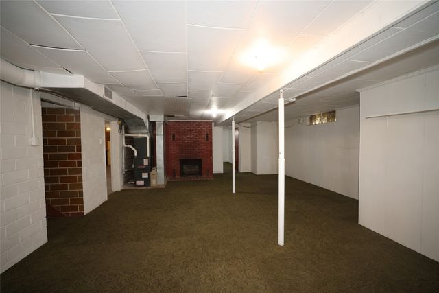 28 5th Avenue NW, Dayton, IA 50530