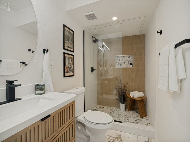2036 Apple Valley Road, Plano, TX 75023