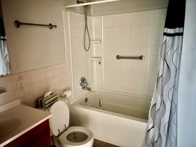 512 E Lindon Street, Bolivar, MO 65613