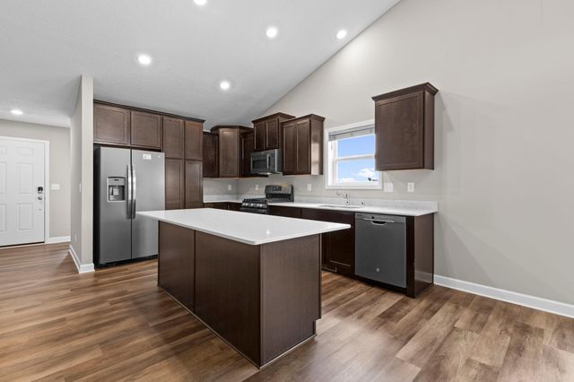 1431 139th Street E, Rosemount, MN 55068