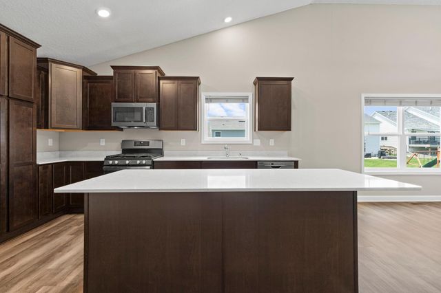 1431 139th Street E, Rosemount, MN 55068