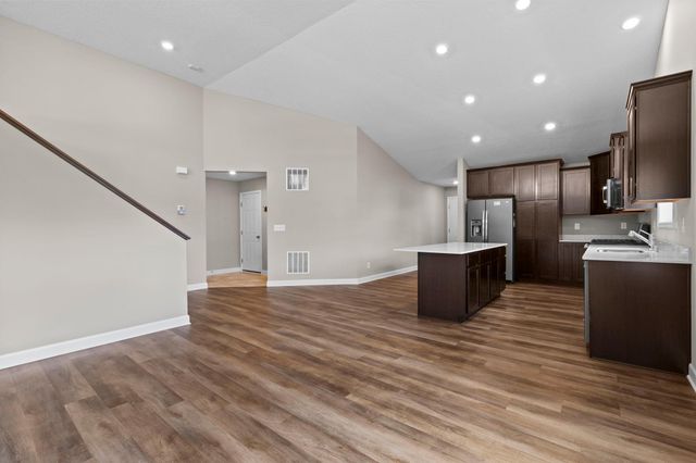 1431 139th Street E, Rosemount, MN 55068