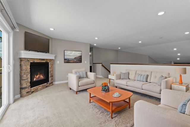 1431 139th Street E, Rosemount, MN 55068