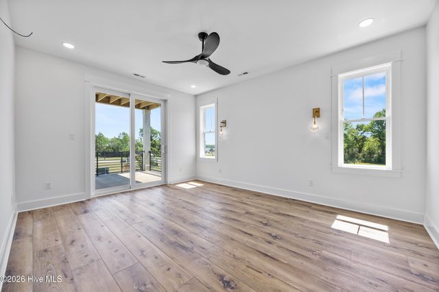 105 Night Heron Trace, Holly Ridge, NC 28445