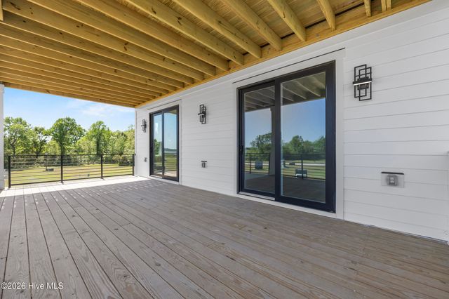 105 Night Heron Trace, Holly Ridge, NC 28445