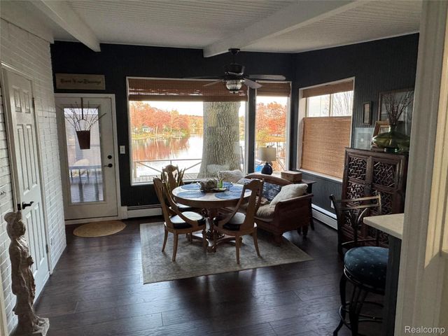 10470 King Road, Springfield Charter Township, MI 48350