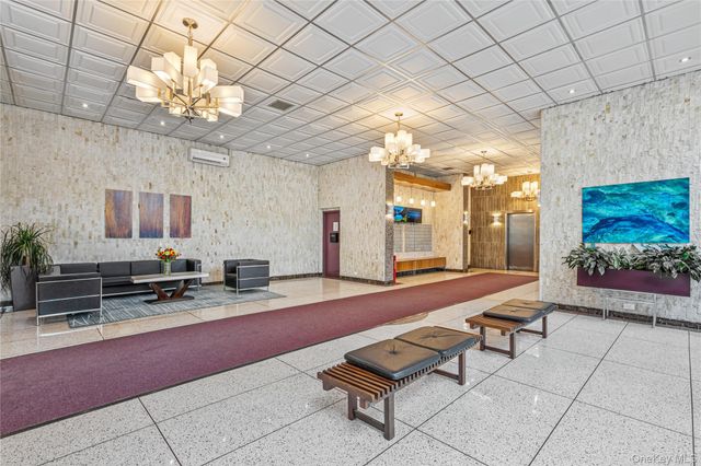 152-18 Union Turnpike 8S, Flushing, NY 11367