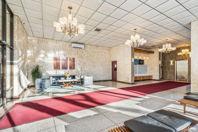 152-18 Union Turnpike 8S, Flushing, NY 11367