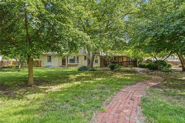 11715 Markham Road, Independence, MO 64052