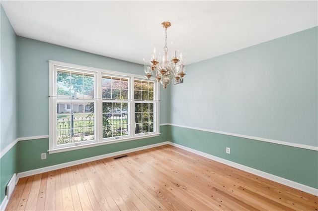 11715 Markham Road, Independence, MO 64052