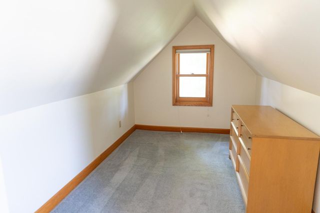 805 Cottage Avenue W, Saint Paul, MN 55117