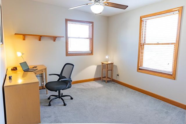 805 Cottage Avenue W, Saint Paul, MN 55117