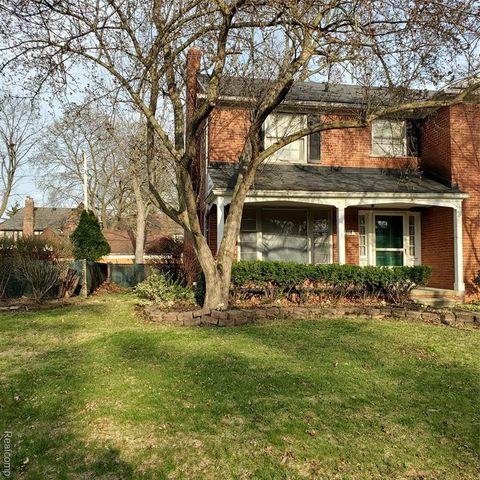 16214 Shaftsbury Avenue, Detroit, MI 48219