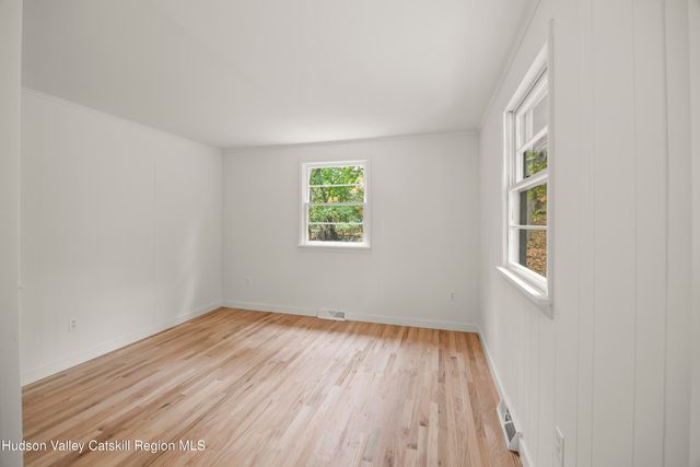 57 Mountainview Drive, Elizaville, NY 12523