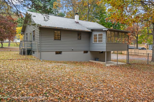 57 Mountainview Drive, Elizaville, NY 12523