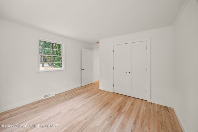 57 Mountainview Drive, Elizaville, NY 12523