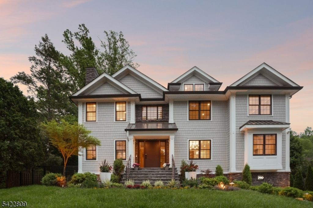 290 Long Hill Dr, Millburn Twp., NJ 07078 — exterior