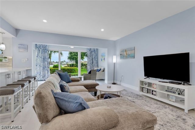 3400 Gulf Shore BLVD N A2, Naples, FL 34103