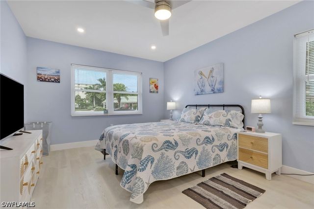 3400 Gulf Shore BLVD N A2, Naples, FL 34103