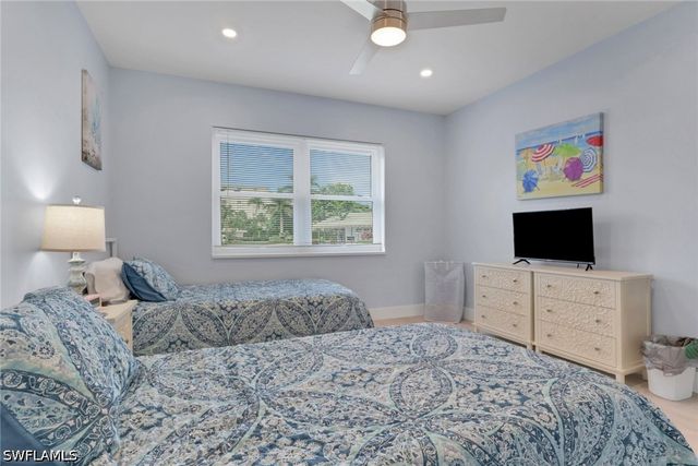 3400 Gulf Shore BLVD N A2, Naples, FL 34103