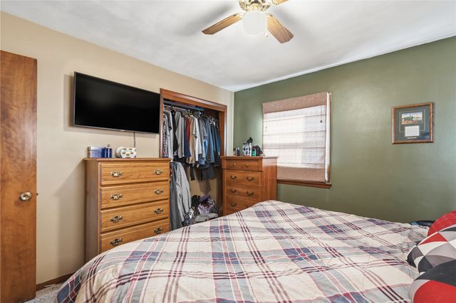 3800 Redbud Road NE, Cedar Rapids, IA 52402