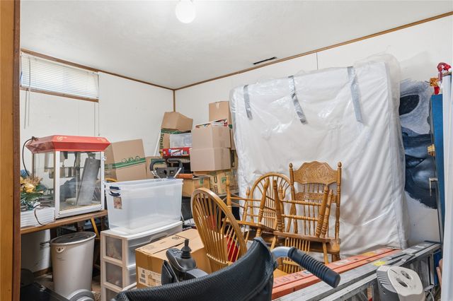 3800 Redbud Road NE, Cedar Rapids, IA 52402