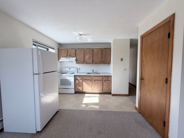 192 Salem St 9, Medford, MA 02155