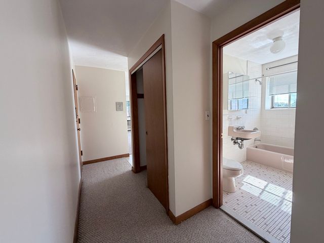 192 Salem St 9, Medford, MA 02155