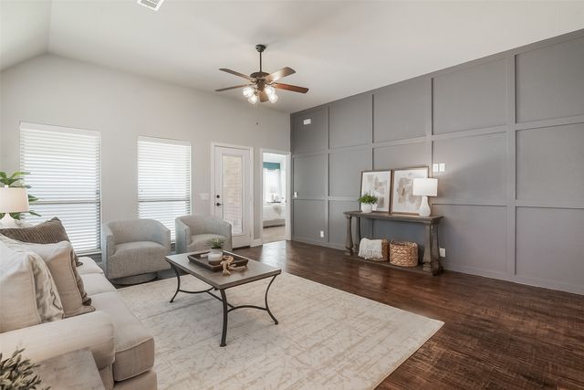 1921 Peggy's Cove, Van Alstyne, TX 75495