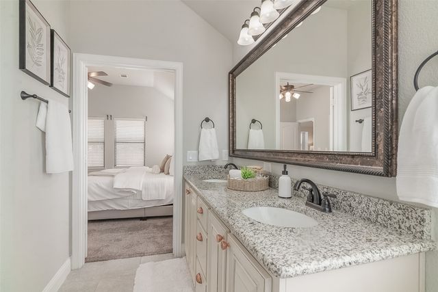 1921 Peggy's Cove, Van Alstyne, TX 75495