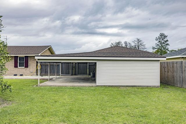 9202 Main St, Houma, LA 70363