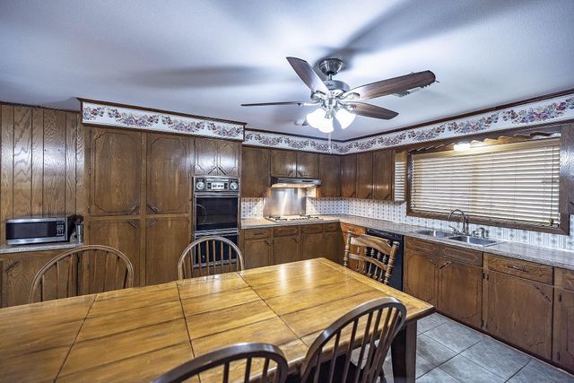 9202 Main St, Houma, LA 70363