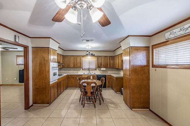 9202 Main St, Houma, LA 70363