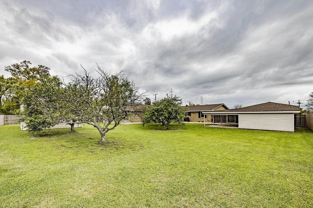 9202 Main St, Houma, LA 70363