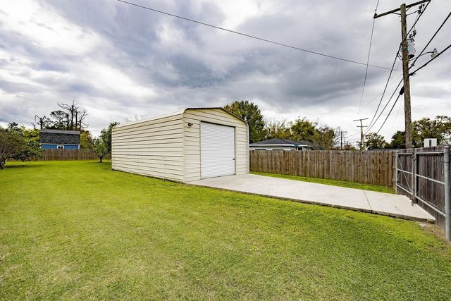 9202 Main St, Houma, LA 70363