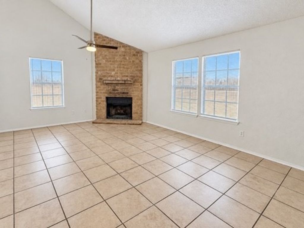 7252 The Mansions Dr C2, Corpus Christi, TX 78414 — photo 2