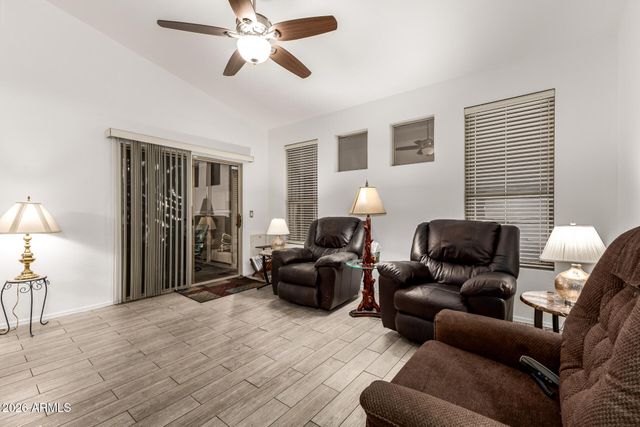 8802 E UNIVERSITY Drive 10, Mesa, AZ 85207