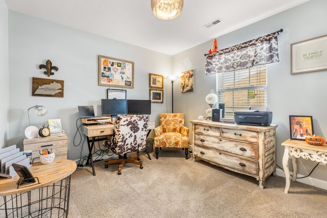 1049 Golf View Way, Spring Hill, TN 37174