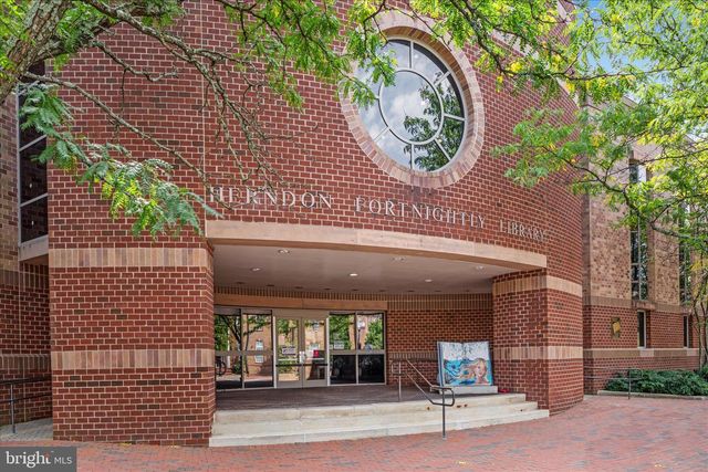 1420 CUTTERMILL CT, Herndon, VA 20170