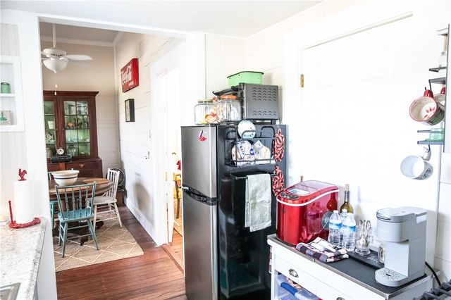 13404 West Washington Street, Burton, TX 77835